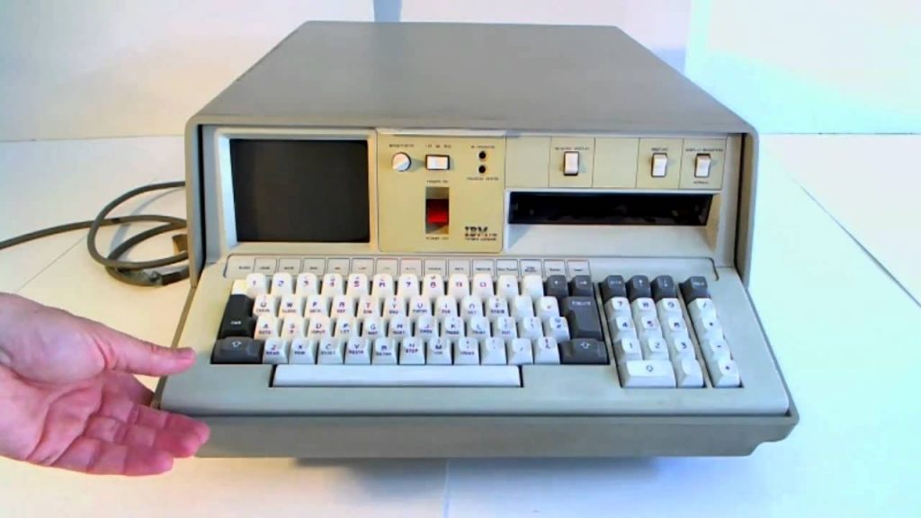 La primer computadora portatil en la historia