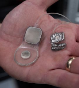 Ojo biónico permite restaurar visión - Ojo biónico permite restaurar visión