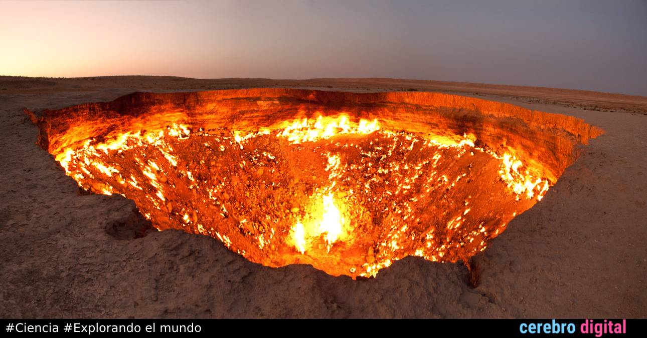 Las puertas del infierno: el misterioso cráter que no deja de arder en Darvaza