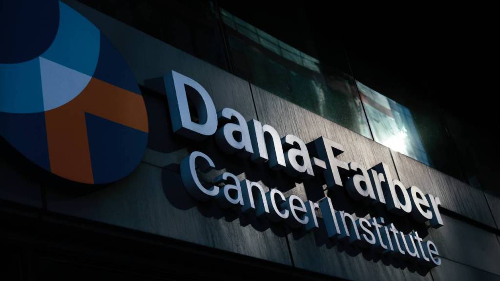 Investigadores principales del cáncer de Harvard acusados de fraude científico y hay 37 estudios afectados