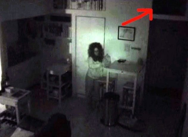 Un hombre descubrió a una mujer vivía en su casa desde casi un año