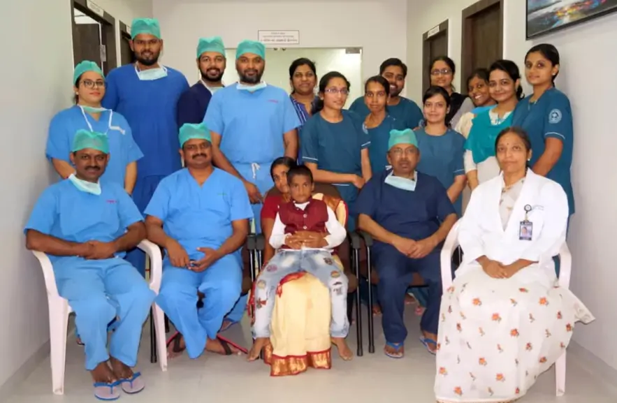 Ravindrath el niño con 526 dientes