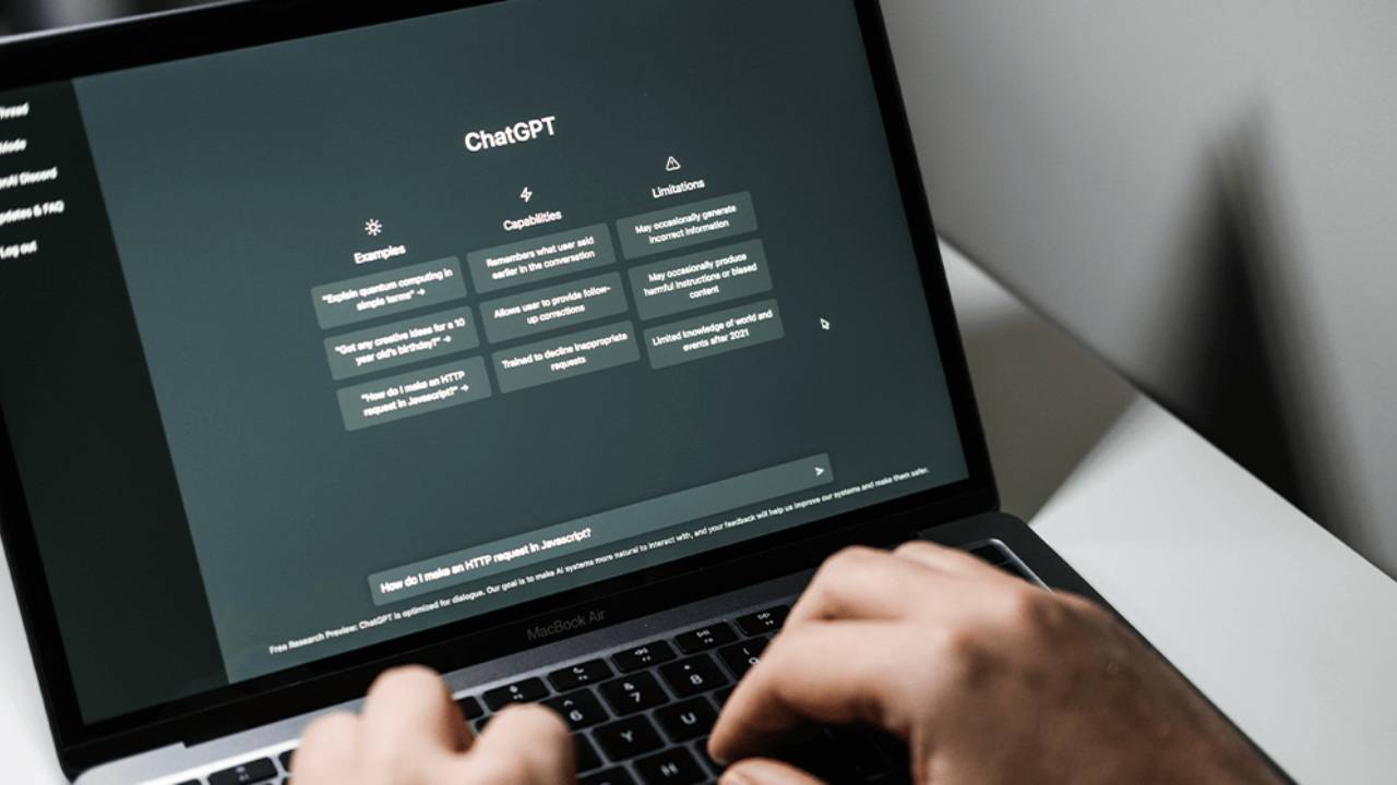 Eleva tus habilidades con estos 7 prompts de ChatGPT-4o