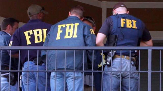 El FBI advierte a los usuarios a dejar de usar WhatsApp, Facebook Messenger y Signal antes de que sea “demasiado tarde”