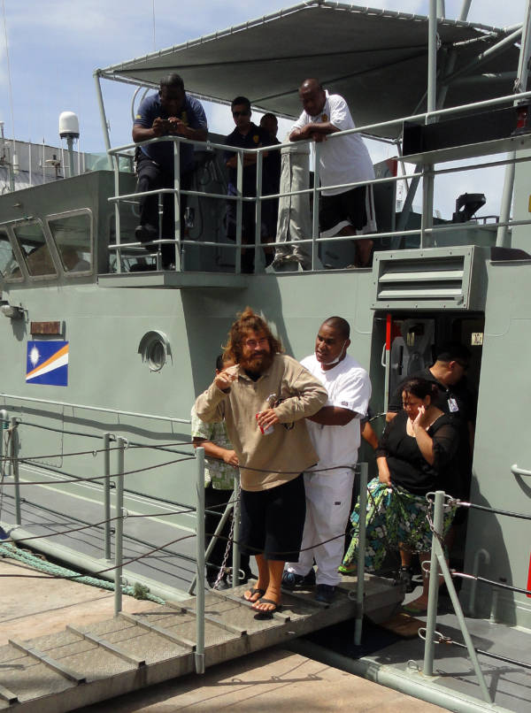 La increíble historia de José Salvador Alvarenga: 438 días a la deriva en el Pacífico