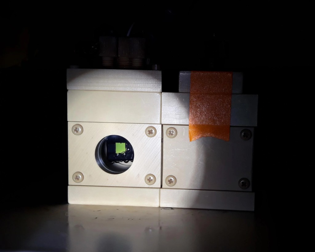 Hojas artificiales que convierten CO2 en combustible y químicos importantes