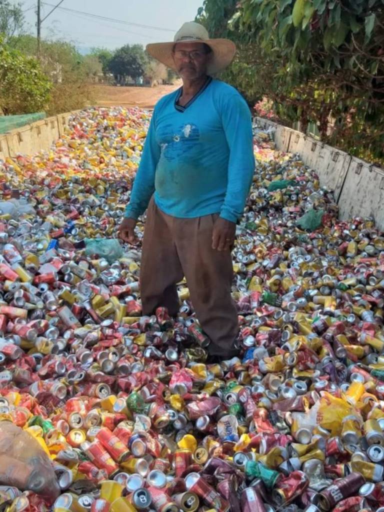 José Carlos: El hombre que convierte latas en esperanza para pacientes con cáncer