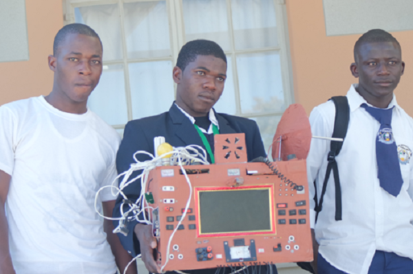 El joven inventor olvidado que desarrolló un celular sin SIM y que no necesitaba saldo 1 El joven inventor olvidado que desarrolló un celular sin SIM y que no necesitaba saldo