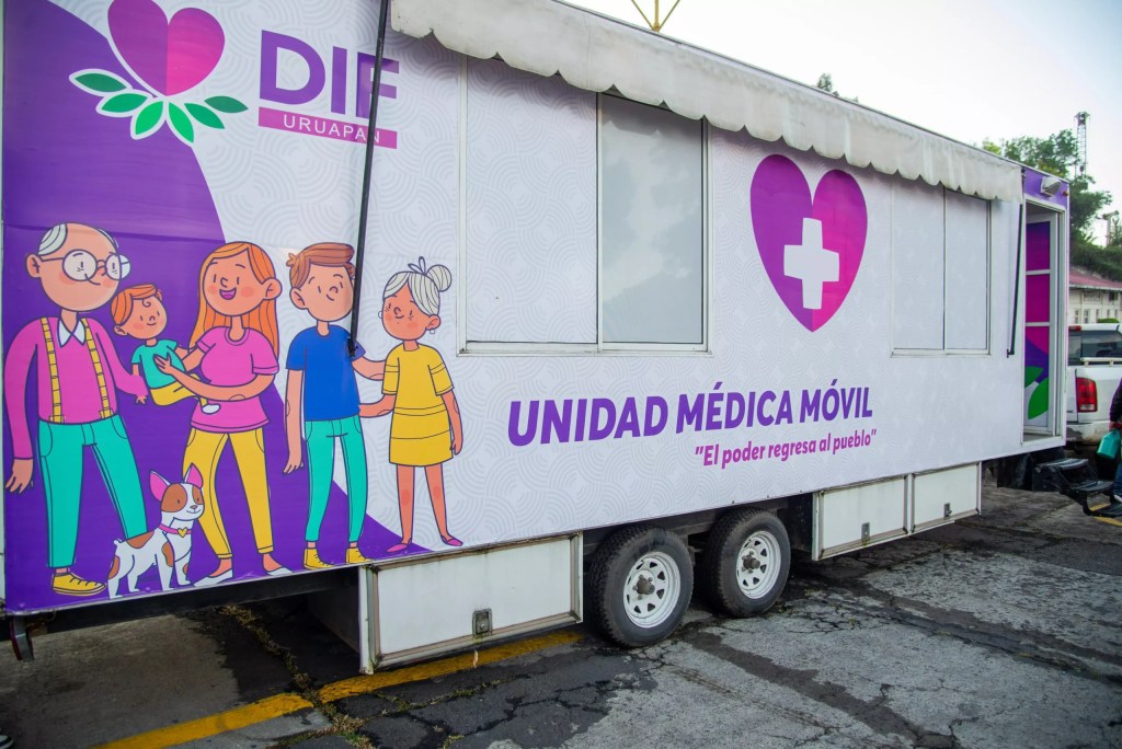 Carlos Manzo: seis farmacias gratuitas y atención médica comunitaria en Uruapan